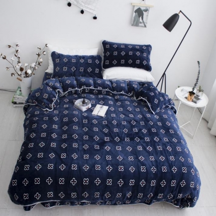 91家纺网 家纺一手货源 找家纺 顾里家纺 加厚保暖牛奶绒套件 G花