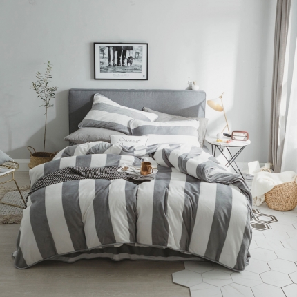 顾里家纺 圣诞系列牛奶绒套件灰条纹