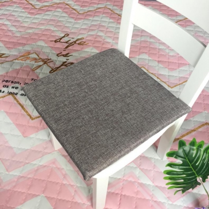 91家纺网 家纺一手货源 找家纺 （总）李帅家硬质棉坐垫加工定制亚麻坐垫订做logo防滑椅子垫