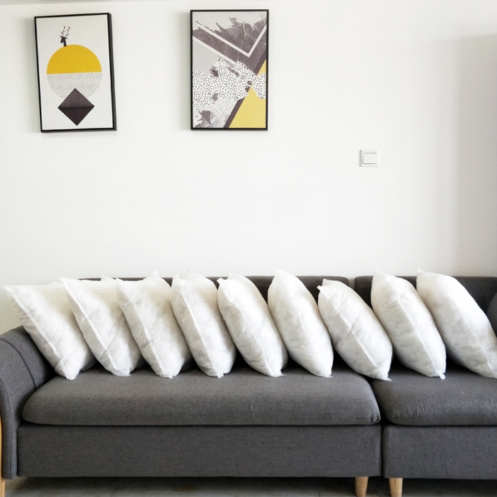 91家纺网 家纺一手货源 找家纺 李帅家居 厂家直销加厚无纺布枕芯抱枕芯跑量枕头批发方枕芯靠垫