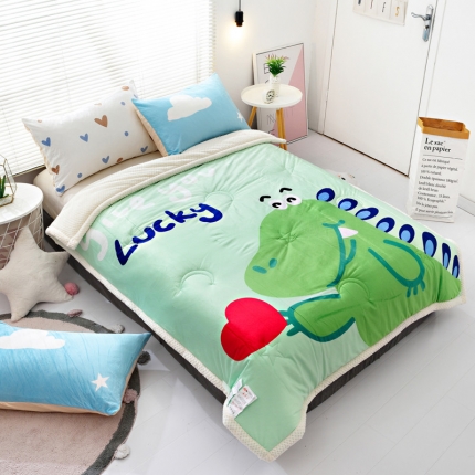 91家纺网 家纺一手货源 找家纺 BOSS 2019儿童加厚款雪花绒保暖冬被被子 小恐龙