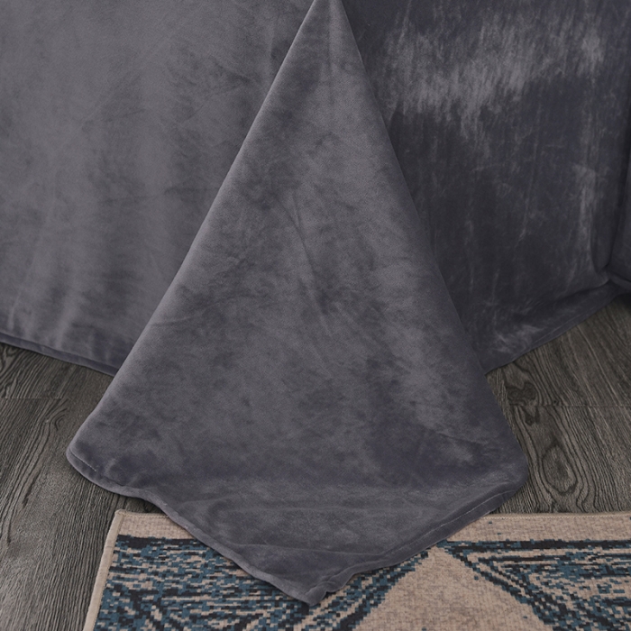 91家纺网 家纺一手货源 找家纺 艾米家居 水晶绒珊瑚绒法莱绒织带运动北欧风四件套气质灰