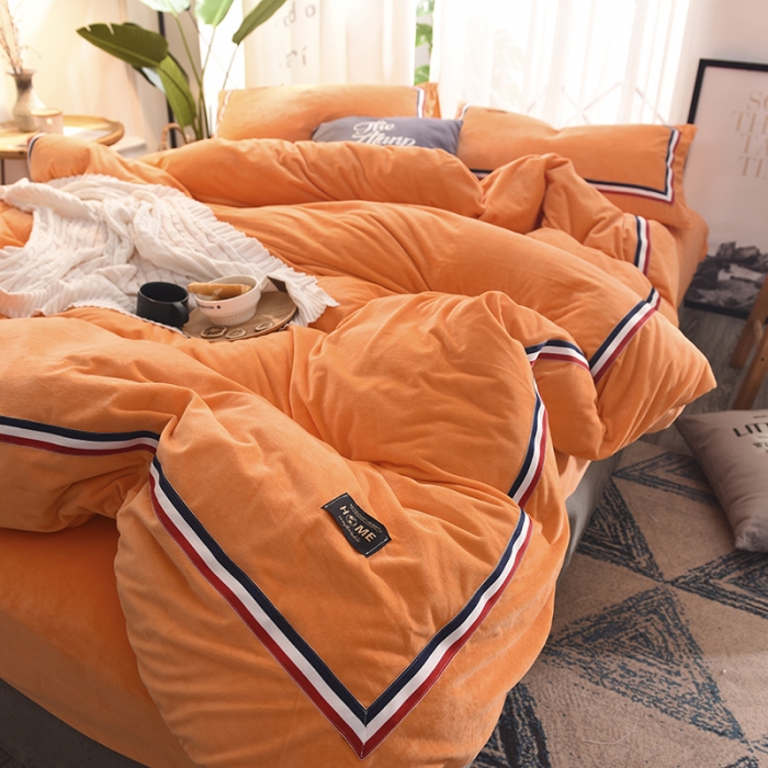 91家纺网 家纺一手货源 找家纺 艾米家居 水晶绒珊瑚绒法莱绒织带运动北欧风四件套活力橙