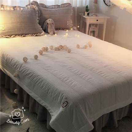 91家纺网 家纺一手货源 找家纺 韩国绒水晶绒短毛绒加厚绗缝保暖床单床盖床裙床垫多尺寸可选6色