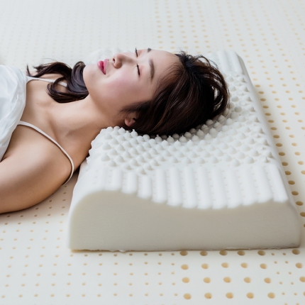 工厂直发 泰国天然乳胶枕头 枕芯 颗粒按摩枕