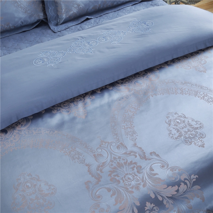 91家纺网 家纺一手货源 找家纺 福丽莱家纺 贡缎提花床裙四件套（单层）典范欧风-蓝灰