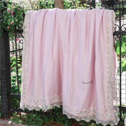 91家纺网 家纺一手货源 找家纺 2018【DM】60支天丝蕾丝被-镜花水月系列