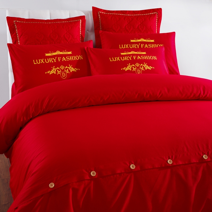 91家纺网 家纺一手货源 找家纺 慕她婚庆四件套大红色刺绣花全棉纯棉结婚六八十多件套约会春天