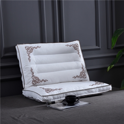 赛格时代家居 全棉刺绣定型羽丝绒枕芯（金色）