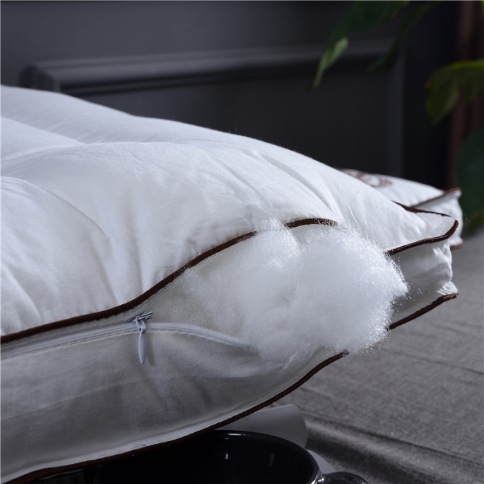 91家纺网 家纺一手货源 找家纺 赛格时代家居 全棉刺绣定型羽丝绒枕芯（金色）