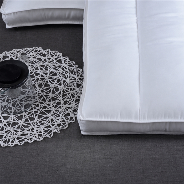 91家纺网 家纺一手货源 找家纺 赛格时代家居 全棉贡缎羽丝绒枕芯（三区定位）