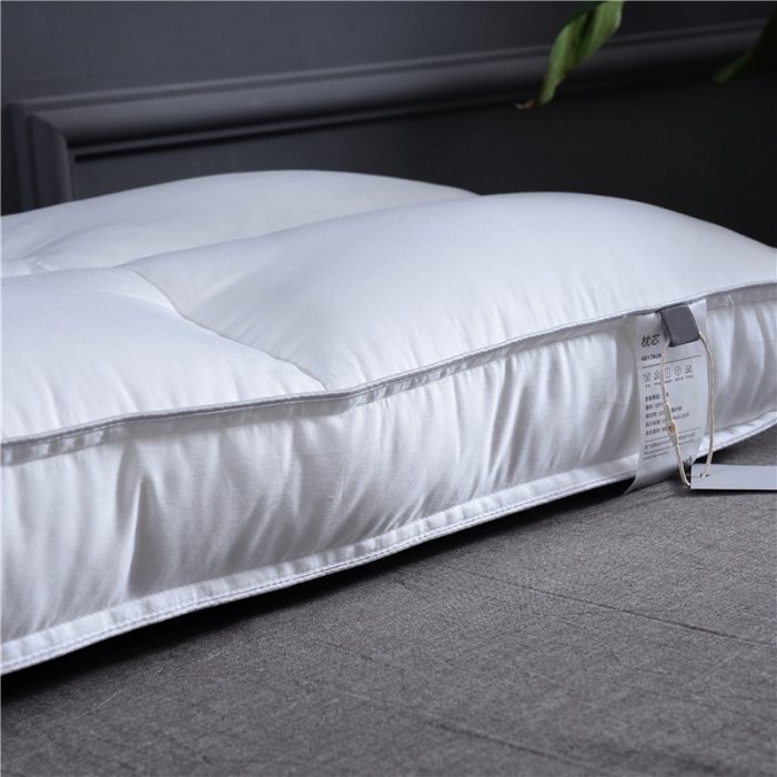 91家纺网 家纺一手货源 找家纺 赛格时代家居 全棉贡缎羽丝绒枕芯（四区定位）