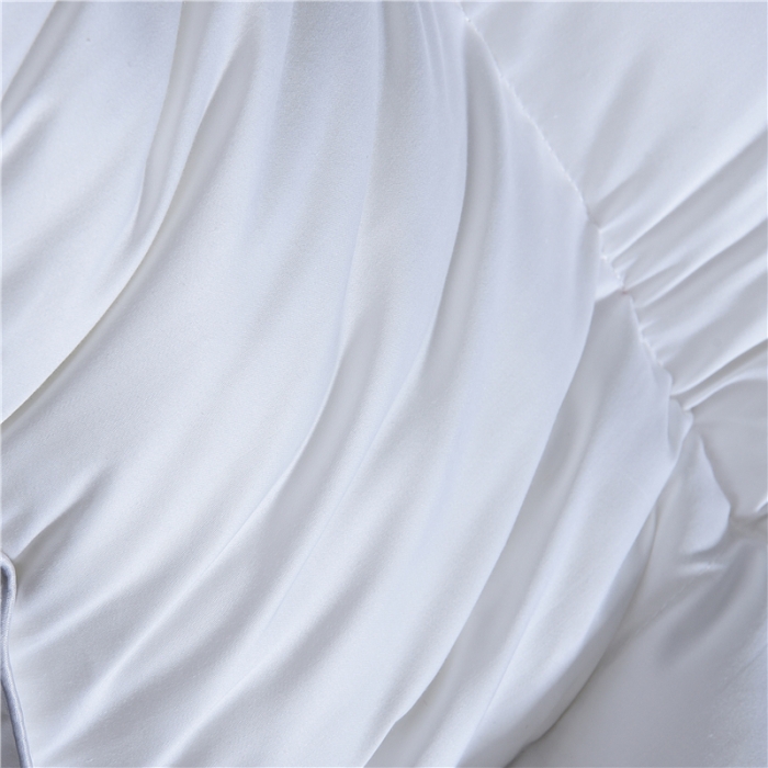 91家纺网 家纺一手货源 找家纺 赛格时代家居 全棉贡缎羽丝绒枕芯（四区定位）