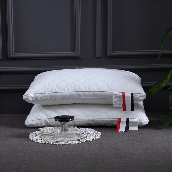 91家纺网 家纺一手货源 找家纺 赛格时代家居 全棉立体绗缝酒店枕芯（白色）