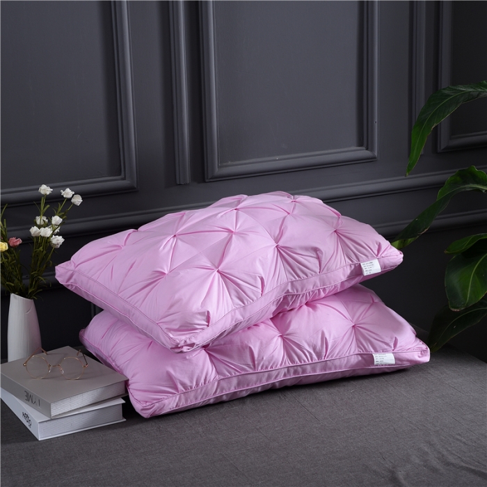 91家纺网 家纺一手货源 找家纺 赛格时代家居 全棉立体魔方羽丝绒枕芯（粉色）