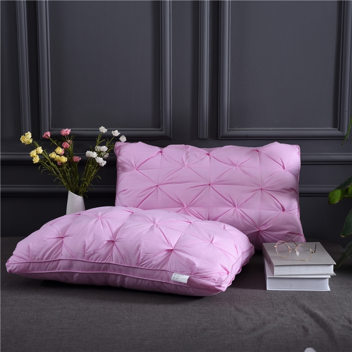 91家纺网 家纺一手货源 找家纺 赛格时代家居 全棉立体魔方羽丝绒枕芯（粉色）