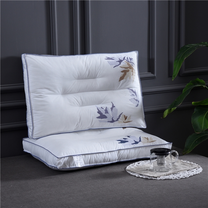 91家纺网 家纺一手货源 找家纺 （总） 赛格时代家居枕芯   全棉刺绣定型羽丝绒枕芯