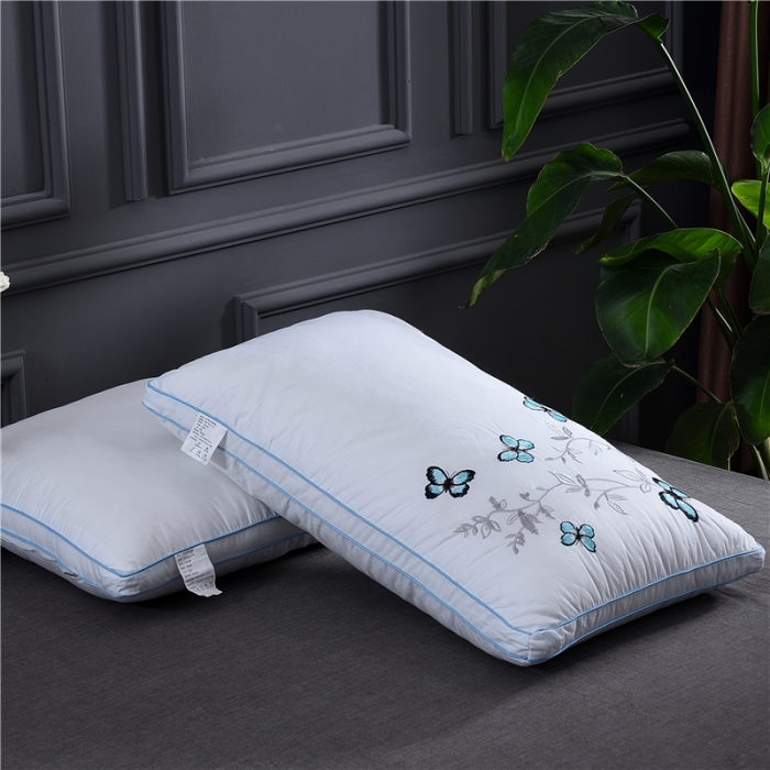 91家纺网 家纺一手货源 找家纺 赛格时代家居枕芯 全棉立体蝴蝶绣花羽丝绒枕