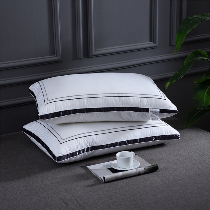 91家纺网 家纺一手货源 找家纺 赛格时代家居枕芯 全棉立体欧式简约羽丝绒枕芯（蓝色）