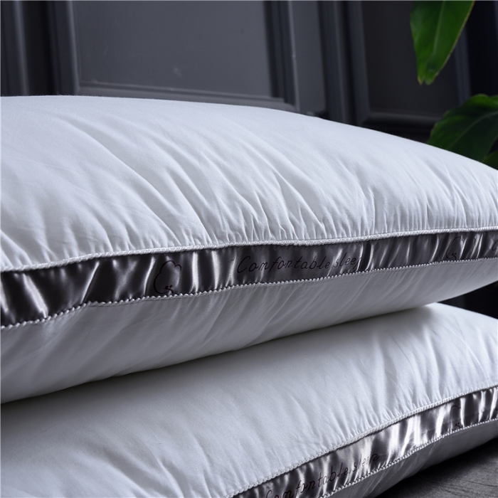 91家纺网 家纺一手货源 找家纺 赛格时代家居枕芯 全棉立体羽丝绒枕芯（字母）