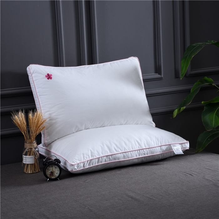 91家纺网 家纺一手货源 找家纺 （总）赛格时代家居枕芯     全棉立体欧式羽丝绒枕芯