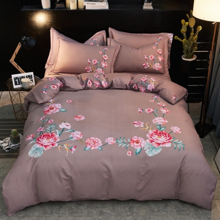 91家纺网 家纺一手货源 找家纺 卡伦家纺 2018新款爆款棉绒大版印花四件套