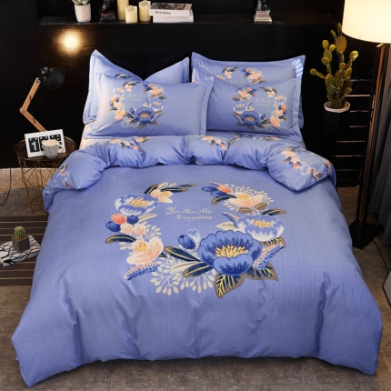 91家纺网 家纺一手货源 找家纺 卡伦家纺 2018新款爆款棉绒大版印花四件套