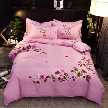 91家纺网 家纺一手货源 找家纺 卡伦家纺 2018新款爆款棉绒大版印花四件套