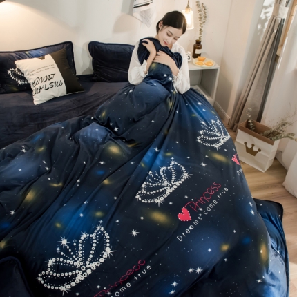 绒世界 2018印花牛奶绒爆款四件套 皇冠