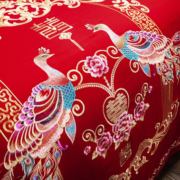 91家纺网 家纺一手货源 找家纺 慕她婚庆四件套大红色刺绣花全棉纯棉结婚六八十多件套雀之蜜语