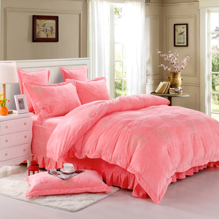 91家纺网 家纺一手货源 找家纺 宝宝绒绣花四件套