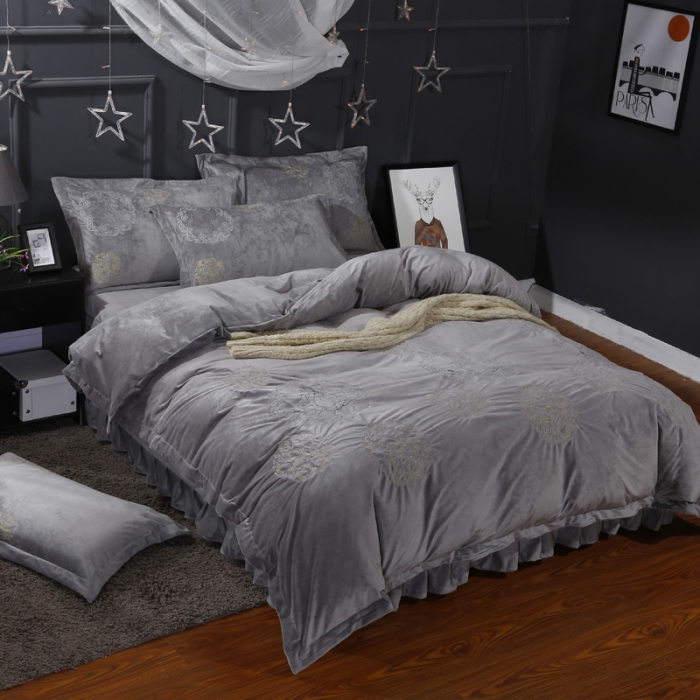 91家纺网 家纺一手货源 找家纺 宝宝绒绣花四件套