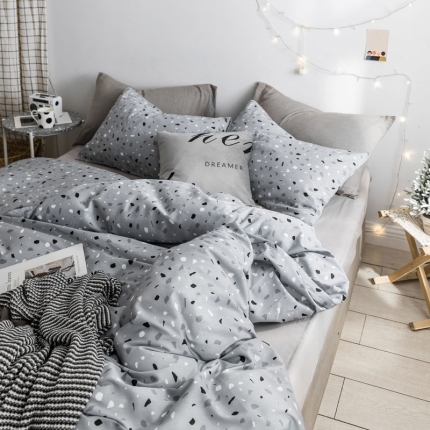 91家纺网 家纺一手货源 找家纺 （总）梦家居 2018新款北欧简约冷淡风套件床笠款