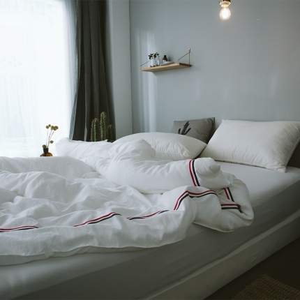 91家纺网 家纺一手货源 找家纺 2022款立奥被业 水洗棉织带夏被空调被夏凉被