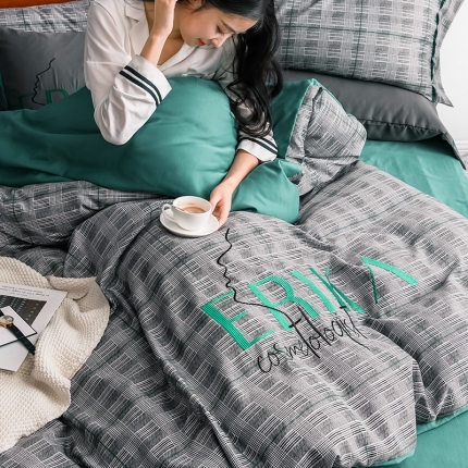 91家纺网 家纺一手货源 找家纺 慕梵2019春夏新品天丝绸四件套床上用品臻丝绸套件