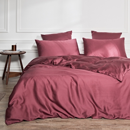 91家纺网 家纺一手货源 找家纺 涞澳家纺 2018新款素色天丝四件套  古典红