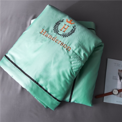 91家纺网 家纺一手货源 找家纺 2019新品空调被可水洗天丝绸夏被三件套臻丝绸夏凉被四件套