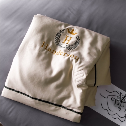 91家纺网 家纺一手货源 找家纺 2019新品空调被可水洗天丝绸夏被三件套臻丝绸夏凉被四件套