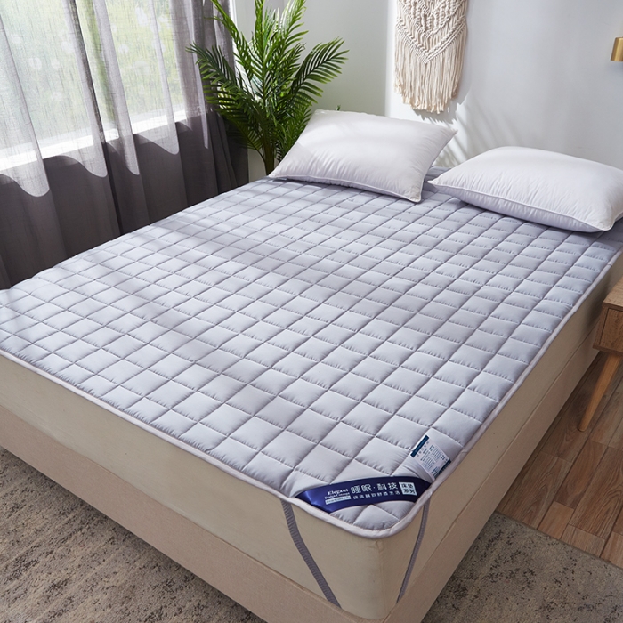 91家纺网 家纺一手货源 找家纺 寐珂家纺 2025新款全棉床垫 浅灰