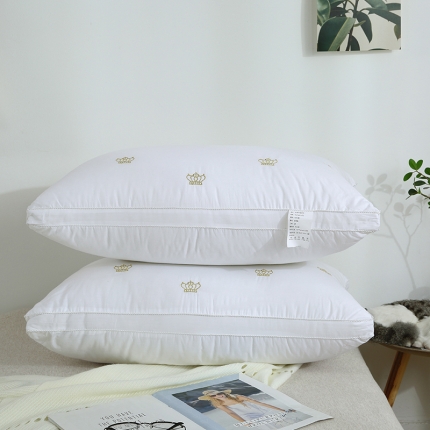 91家纺网 家纺一手货源 找家纺 （总）赛格时代家居 枕芯   全棉枕芯 全棉贡缎绣花羽丝绒枕