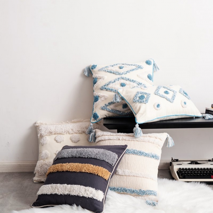 91家纺网 家纺一手货源 找家纺 美茉家居 2022新品印度手工线绣流苏抱枕纯棉帆布刺绣靠垫