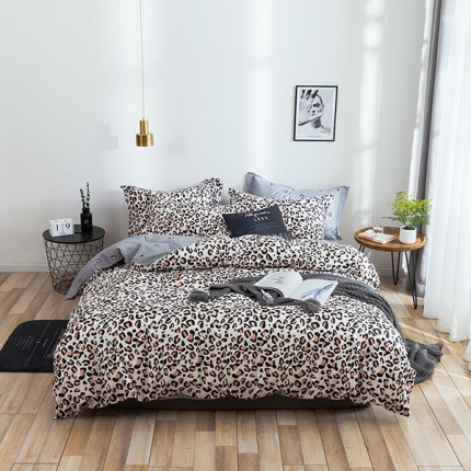 91家纺网 家纺一手货源 找家纺 星期三家纺 13372全棉优质新疆棉四件套（加老板微信有会员价） 时尚豹纹