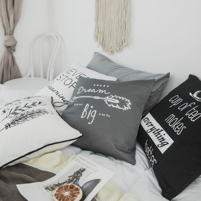 91家纺网 家纺一手货源 找家纺 美茉家居纯棉帆布黑白印花抱枕北欧简约靠垫