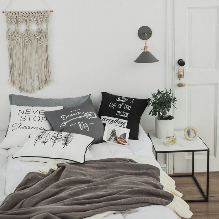 91家纺网 家纺一手货源 找家纺 美茉家居纯棉帆布黑白印花抱枕北欧简约靠垫