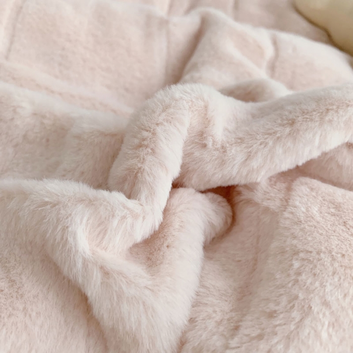 91家纺网 家纺一手货源 找家纺 2021兔兔绒四件套兔兔绒三件套（玉方格）