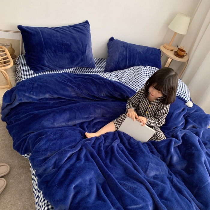 91家纺网 家纺一手货源 找家纺 2021兔兔绒四件套兔兔绒三件套（藏蓝）