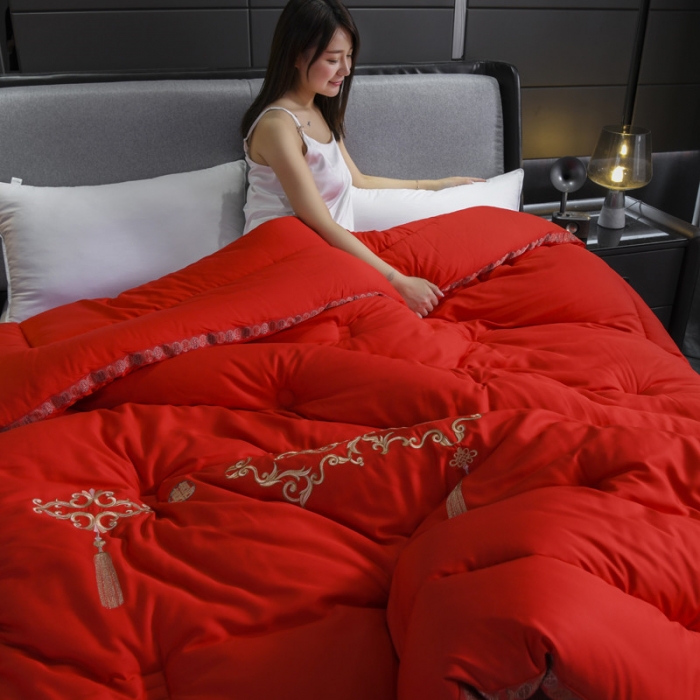 91家纺网 家纺一手货源 找家纺 丽卡家纺 2023新款永恒的爱系列冬被