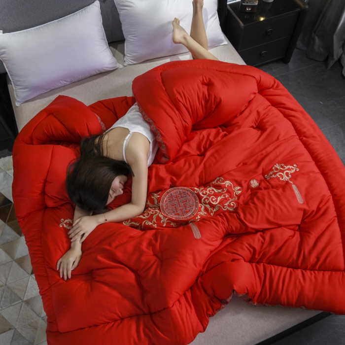 91家纺网 家纺一手货源 找家纺 丽卡家纺 2023新款永恒的爱系列冬被