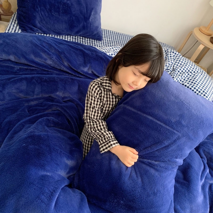 91家纺网 家纺一手货源 找家纺 2021兔兔绒四件套兔兔绒三件套（藏蓝）