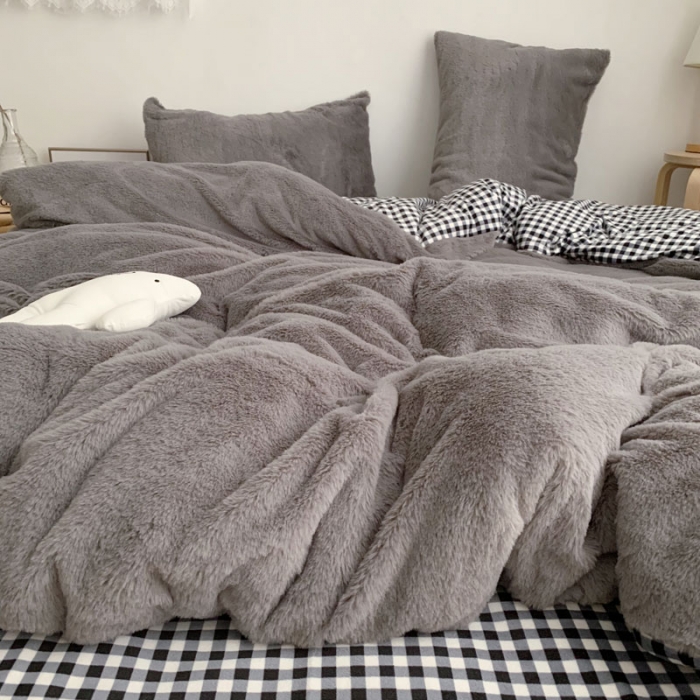 91家纺网 家纺一手货源 找家纺 2021兔兔绒四件套兔兔绒三件套（灰色）